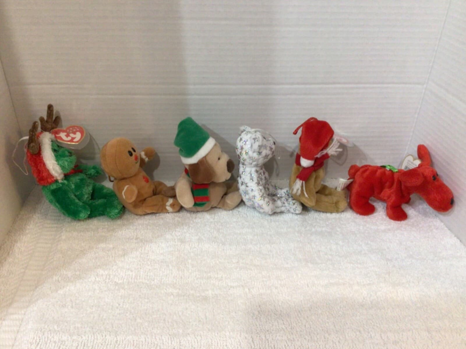 Ty Jingle Beanies Lot 6
