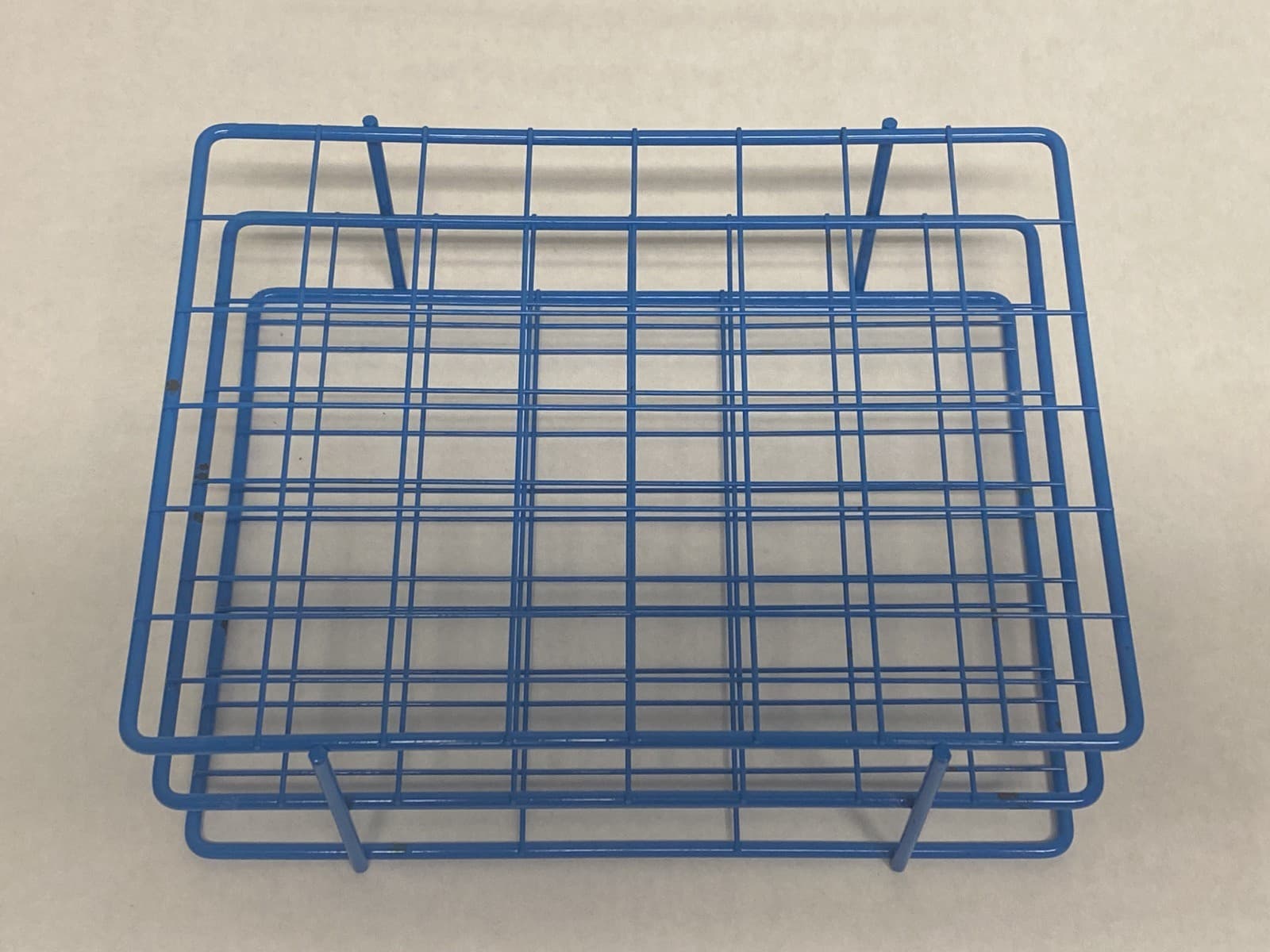 48-Place Blue Epoxy-Coated Wire Test Tube Rack for 25-30mm Tubes 6x8 Array 11”L 4