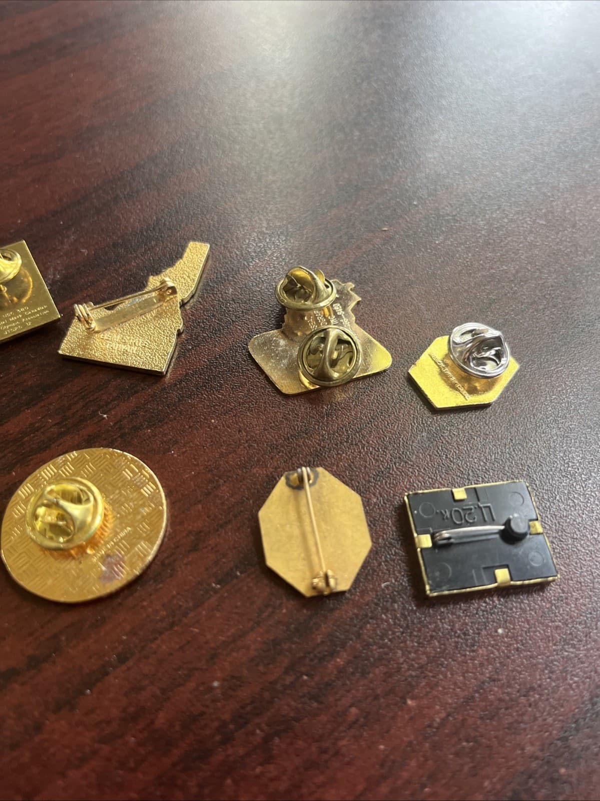 Lot Of 10 Random Mixed Lapel Hat Pins B2 6