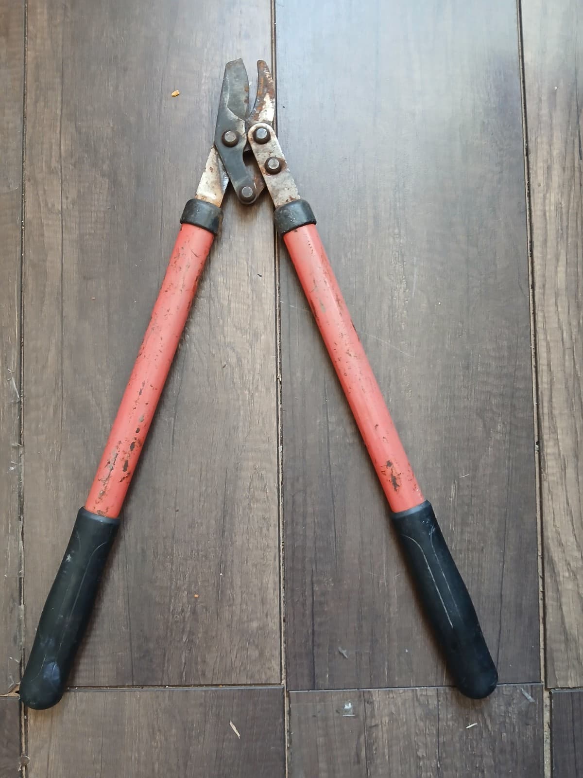 Lot Of 2 Lopping Shears/Scissors 28" Fiskars Lopping Shear & 21" Loppers Bushes 4