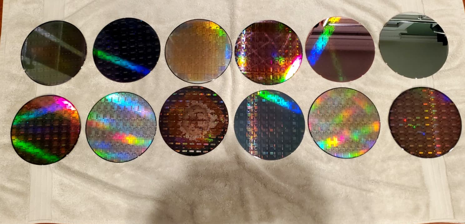 12 PC Lot Genuine Semiconductor Silicon 200mm 8" Wafers IC Chip Litho Design #LA 2