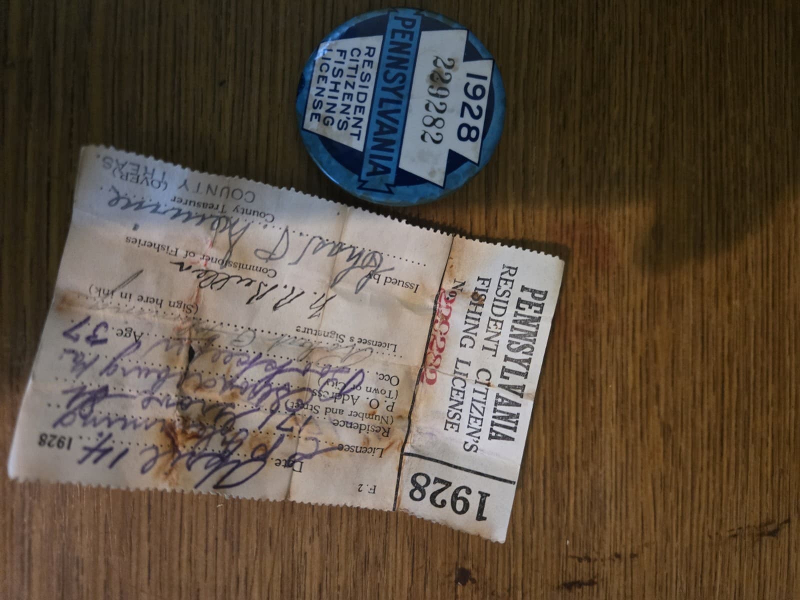 1928 Pennsylvania Resident Citizen's Fishing License Pin Badge Button W/ Paper 3