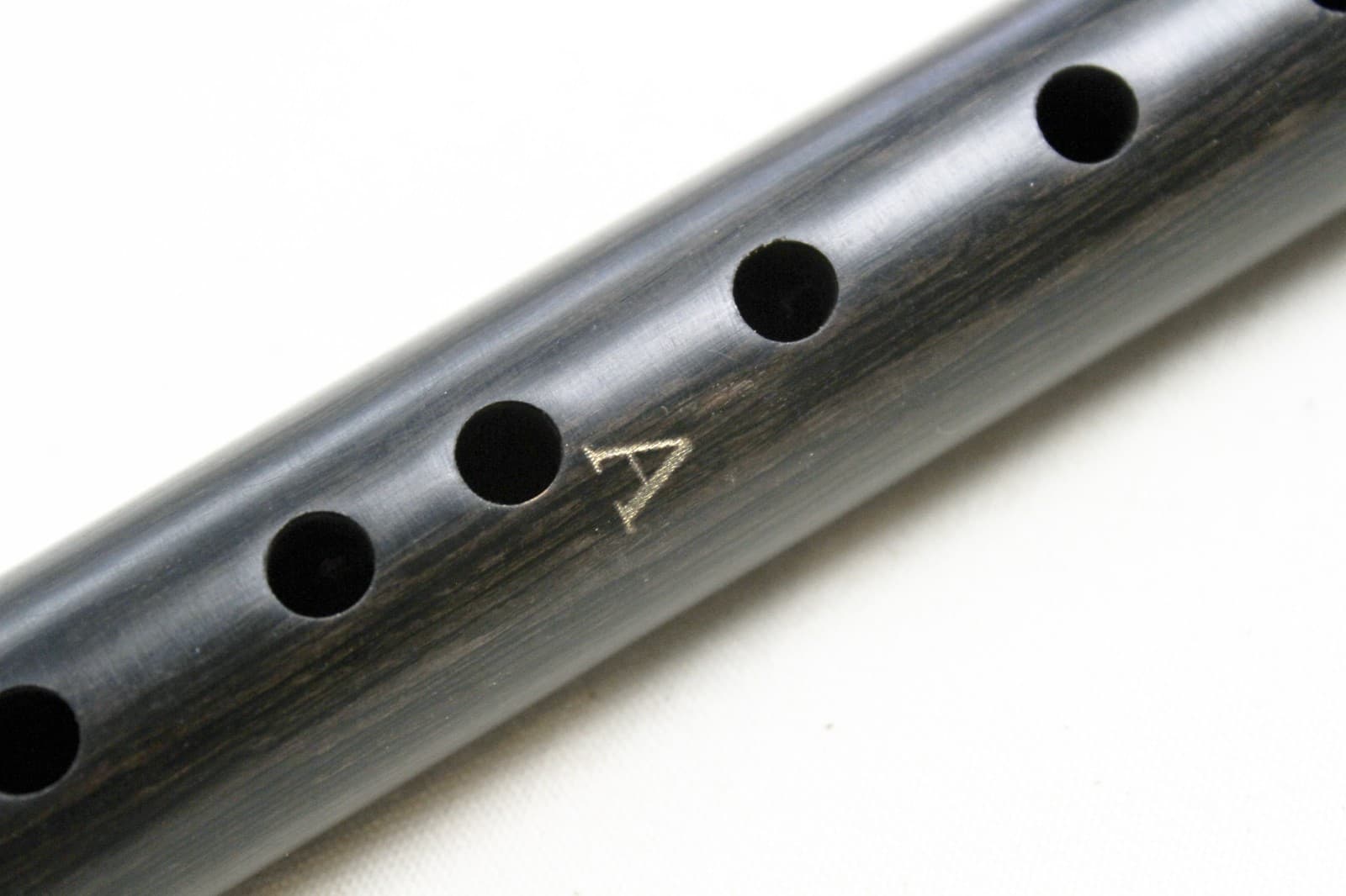 Guanzi in A key, Chinese duduk, double reeds, concertmaster wind