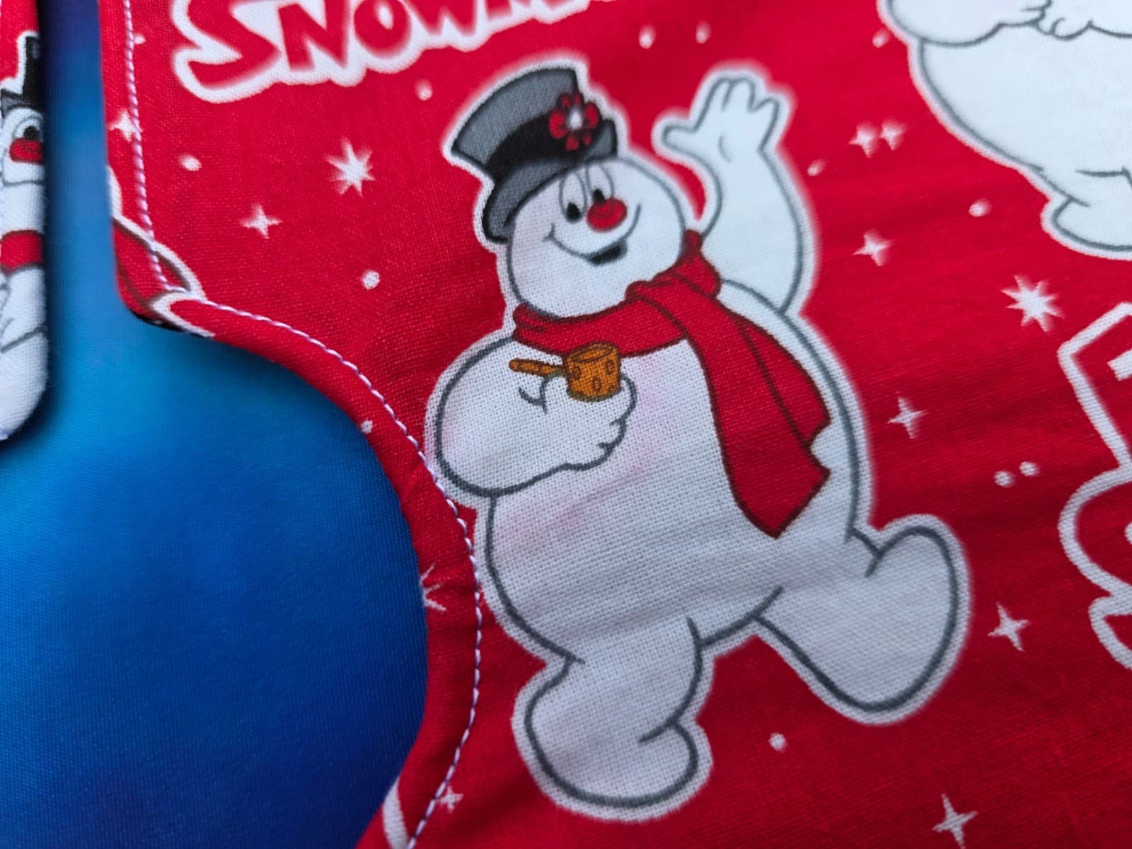 Handmade Mini 19" Christmas tree skirt  red snowflakes Frosty the Snowman 4