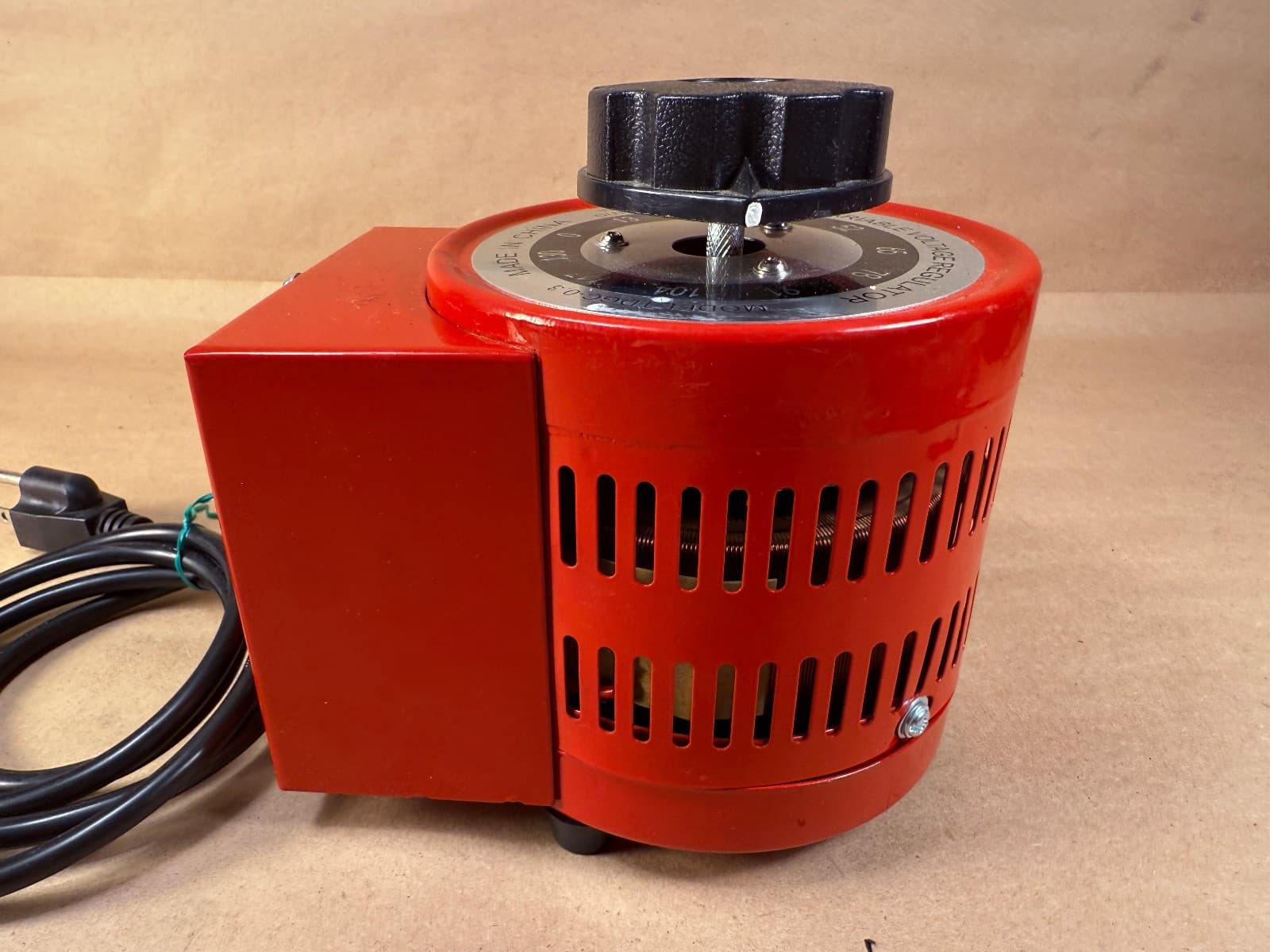 TDGC–0.3 KM 300VA Variable Output AC Converter Variac Transformer 0-130VAC WORKS 5