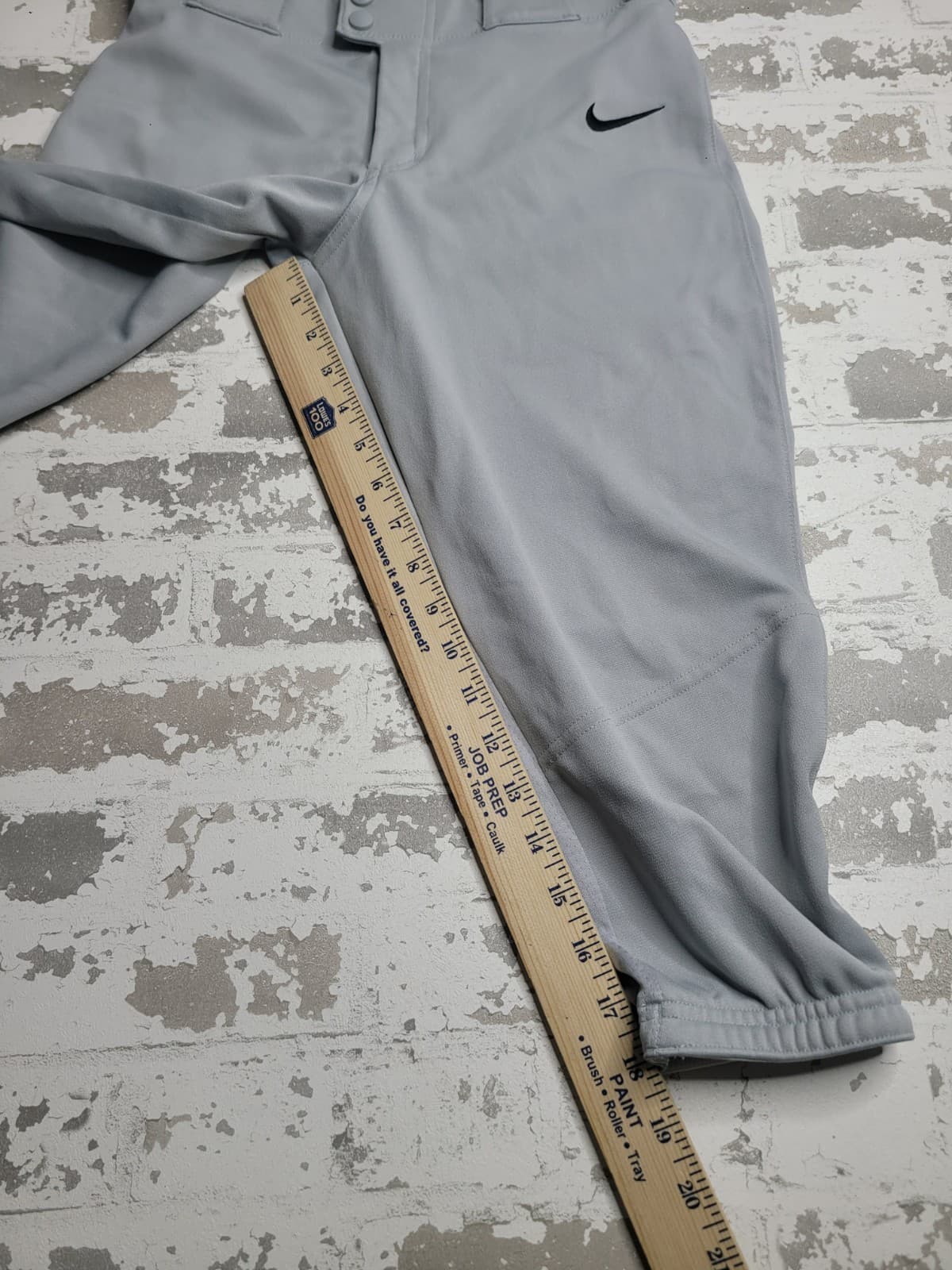 Nike Softball Gray Pants Size Small 4