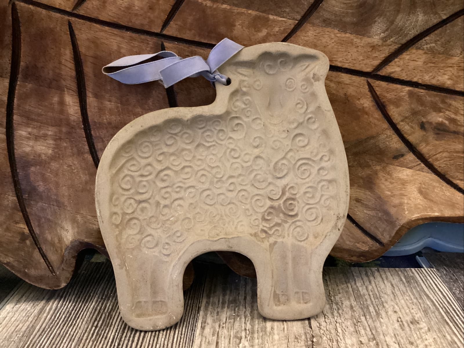 Brown Bag Cookie Art Mold Press Retried Wooly Sheep Lamb Farm Farmhouse 1983