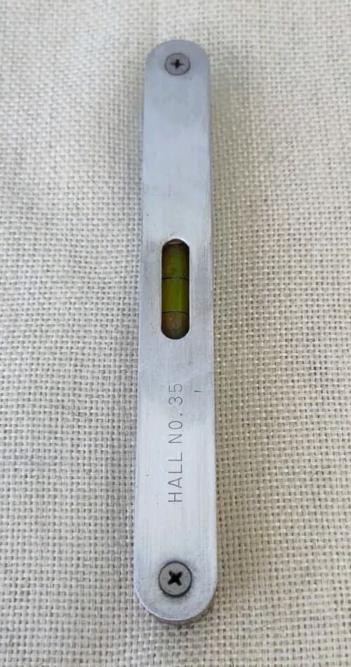 HALL NO. 35 BUBBLE LEVEL 2