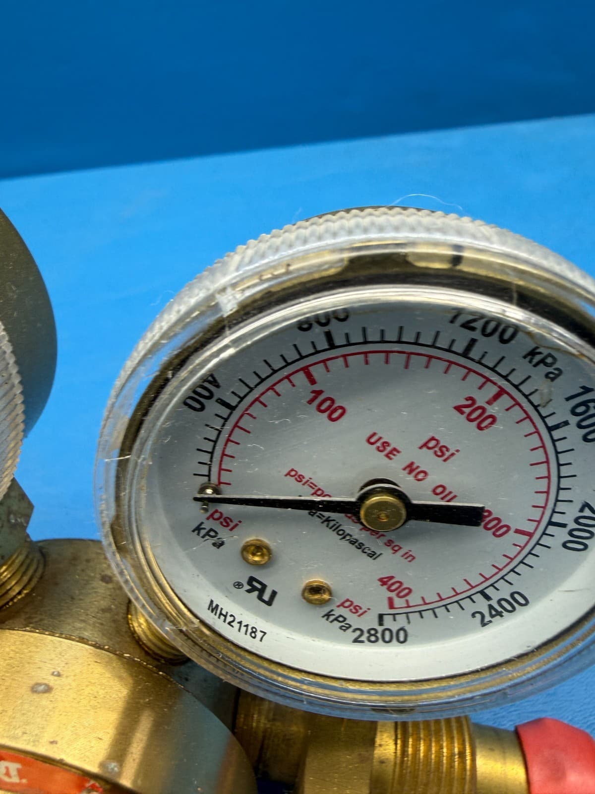 Hobart LXR-65AC Dual Gauge Acetylene Compressed Gas Regulator 3