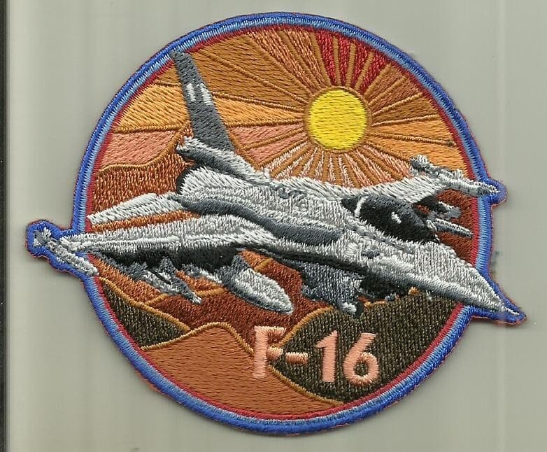 F-16 USAF PATCH DESERT COMBAT FIGHTER JET WAR AIRCRAFT AVIATION PILOT USA FLY 2