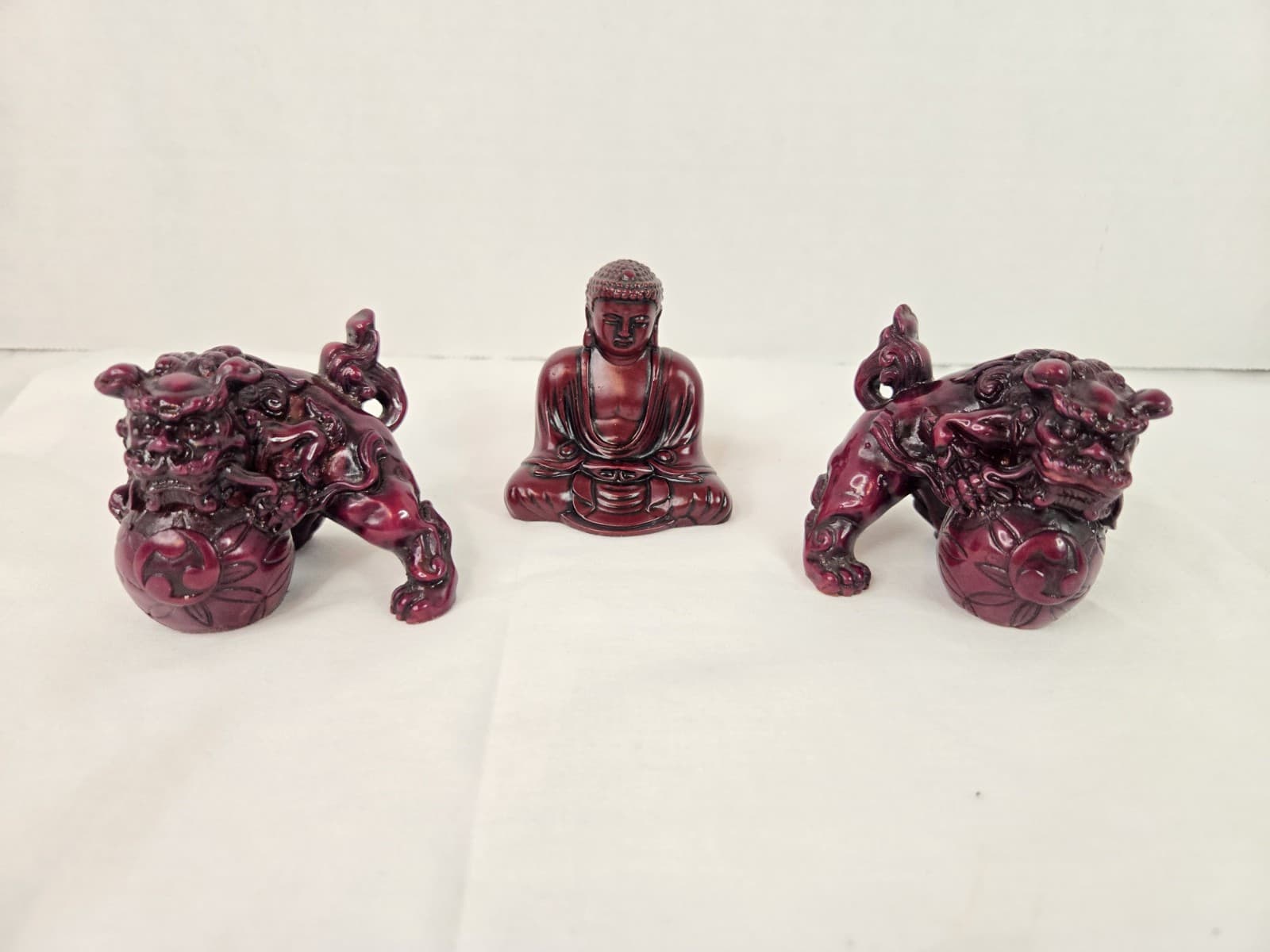 Chinese Foo Lion Dogs Red Resin Statues Set Of 2 5.5” x 4.5” Carved & Buddha