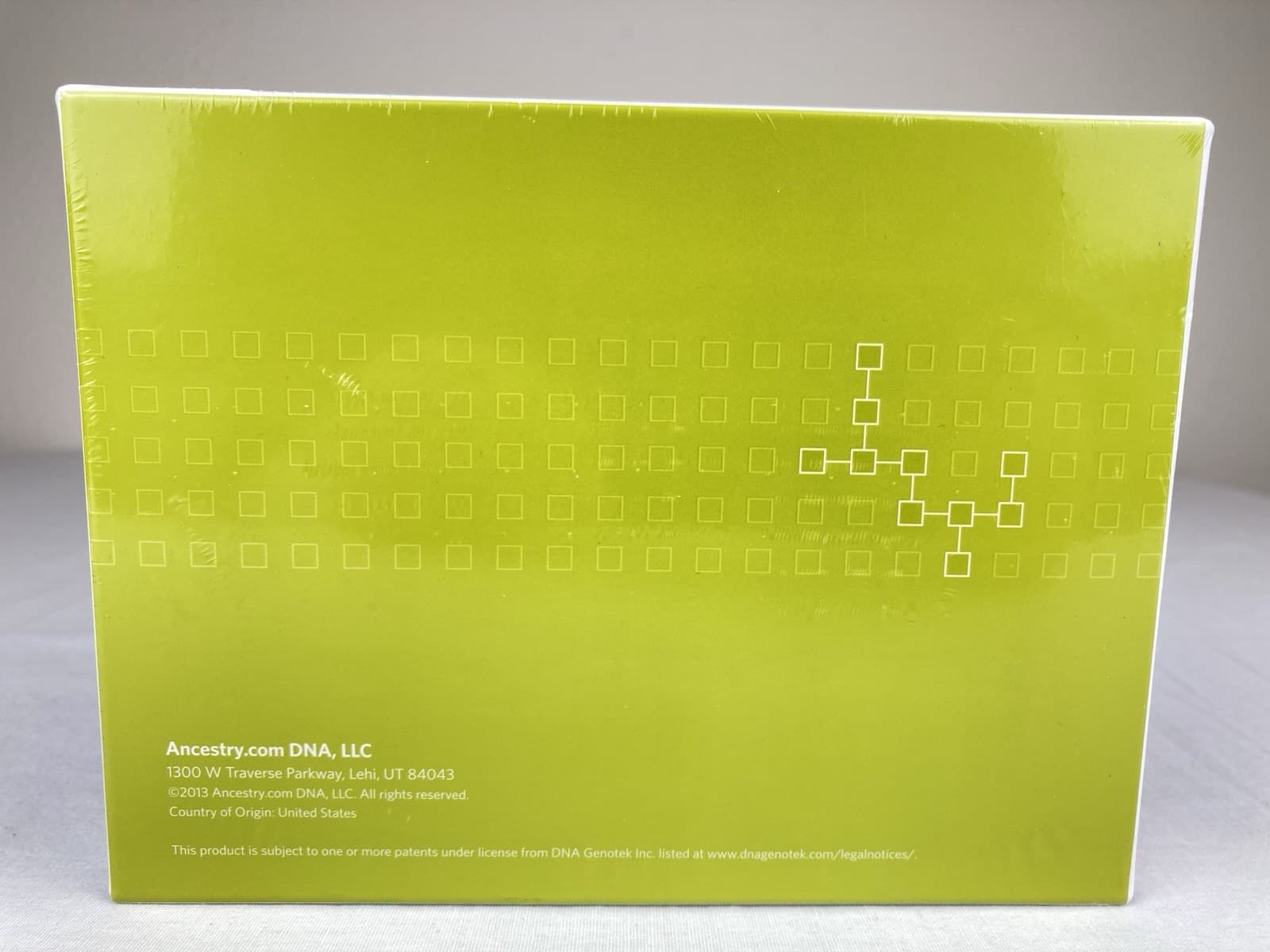 GENUINE ORIGINAL GENETIC ANCESTRY DNA KIT GENETIC TESTING 2013 NEW SEALED!