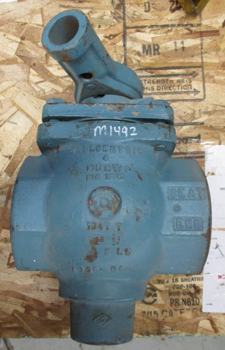 Eccentric Plug Valve BALLCENTRIC 4" 175 PSI CWP Threaded NPT Ends Lever Operated