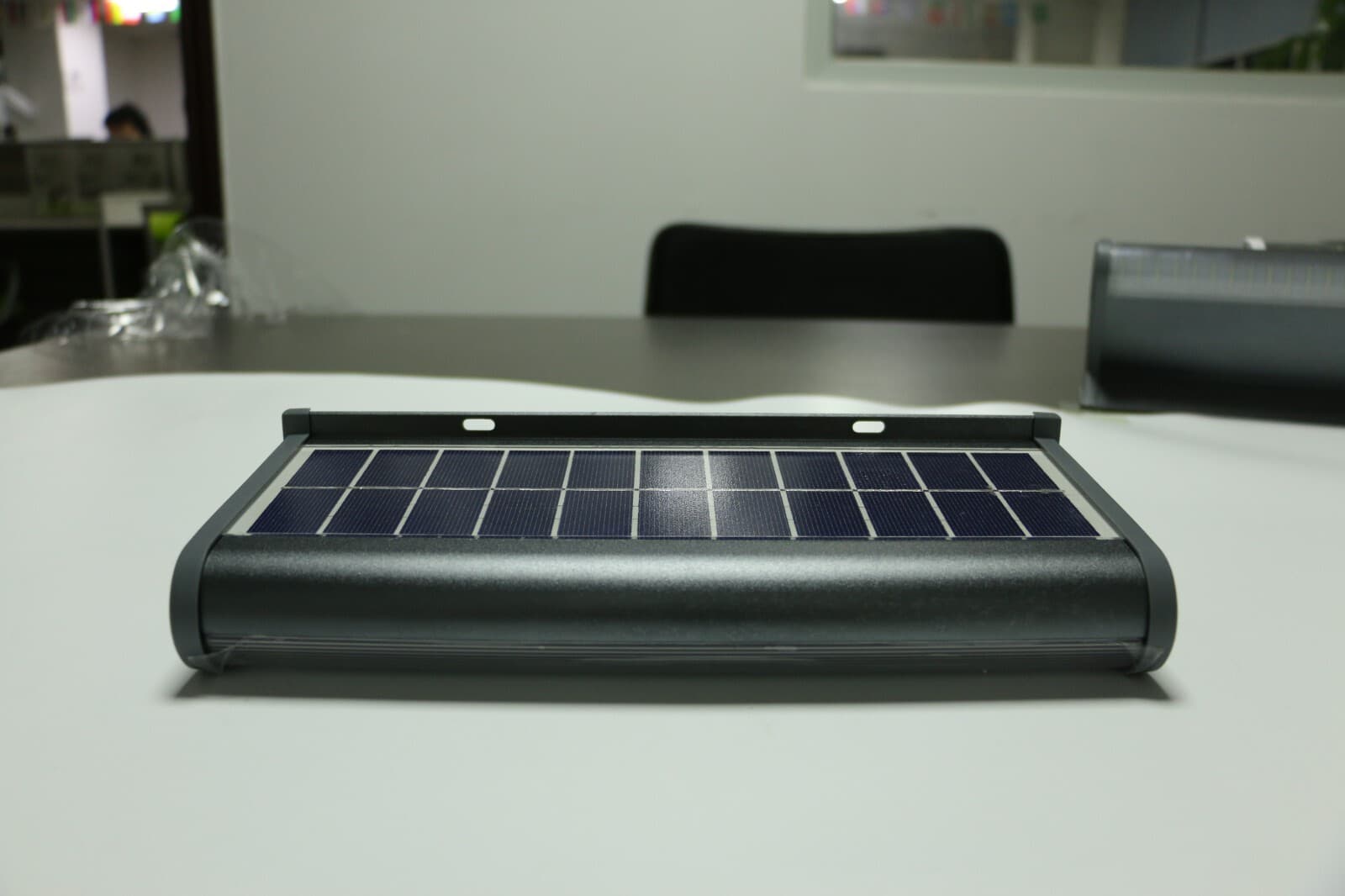 Solar All-Night-On Aluminum Billboard Sign Ad LED Light 5W 1F/10W 2F/20W 4F 2