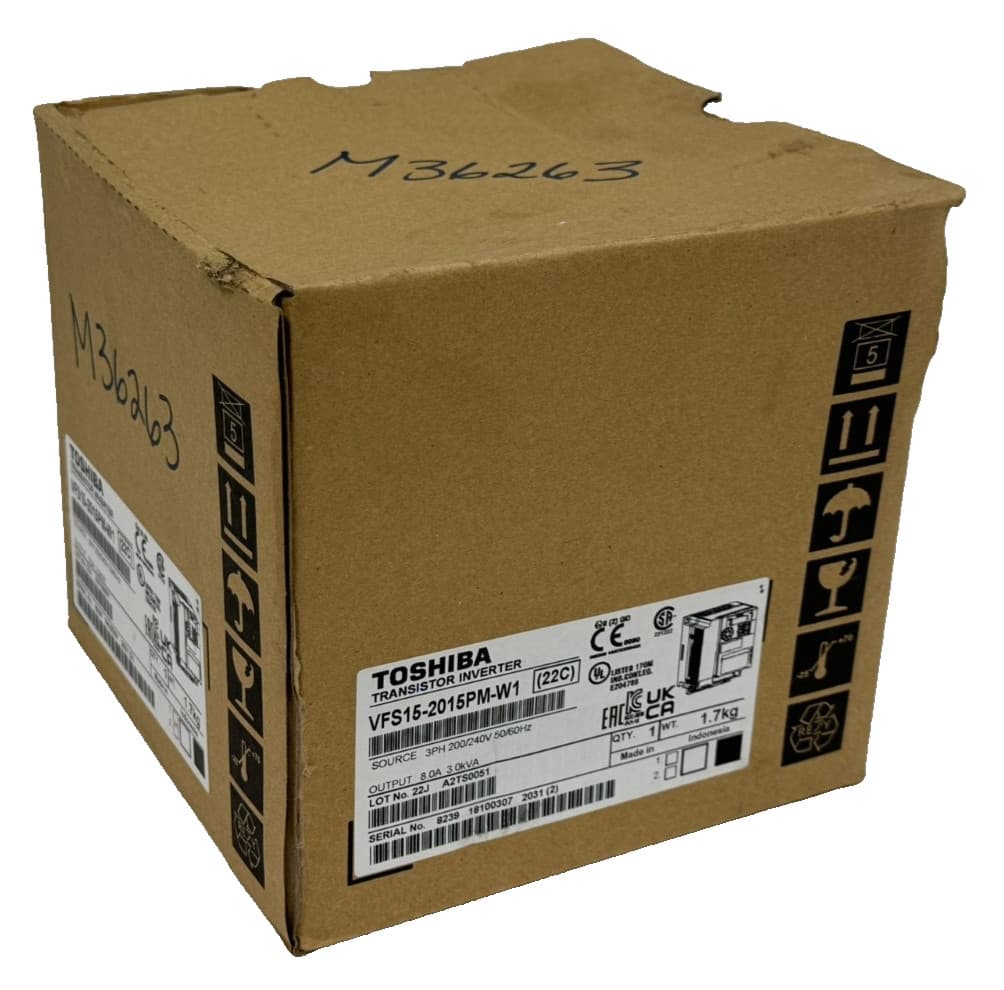 NEW TOSHIBA VFS15-2015PM-W1 TRANSISTOR INVERTER 3PH 200/240V 50/60HZ
