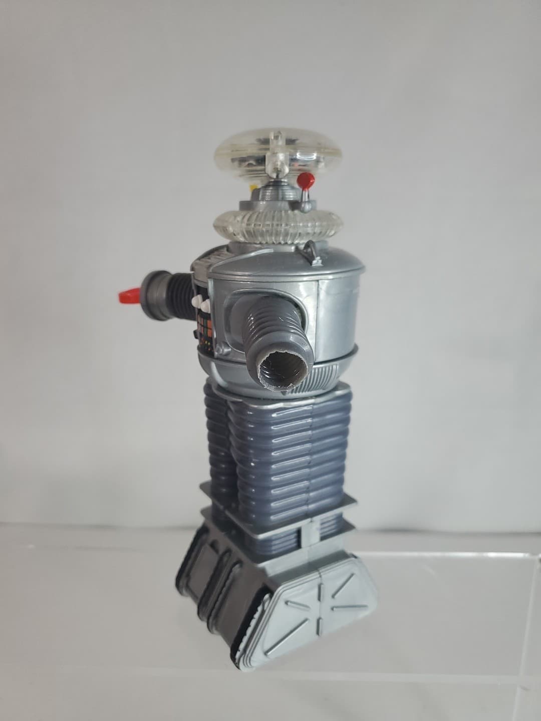 Trendmasters Lost In Space Electronic Lights & Sounds B9 Robot Figure 1998 2