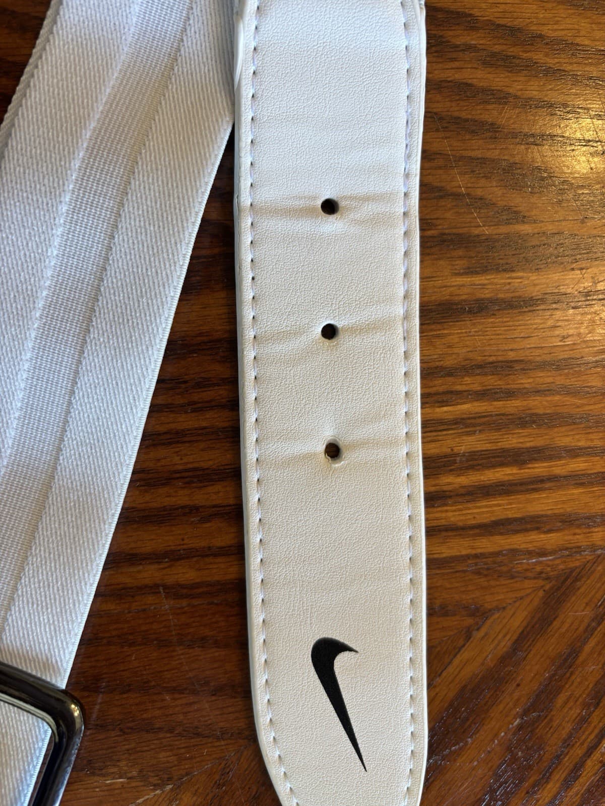 Nike Baseball Belt For Youth In White. Adjustable, One Size 2