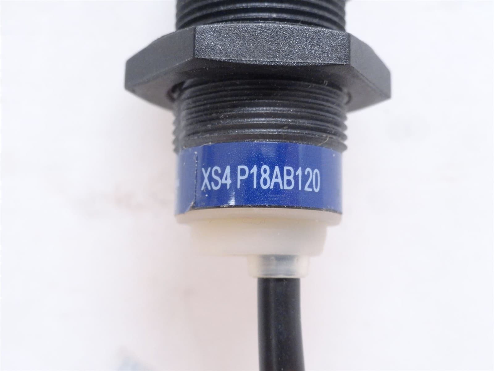 246986 New-No Box; Telemecanique XS4P18AB120 Prox Sensor; 12-24VDC; 20mA 2