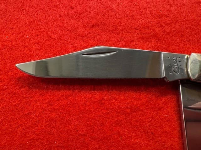 UNCOMMON CASE XX 6375 CV LARGE STOCKMAN, SCRIMSHAWED SCALE (428) 5