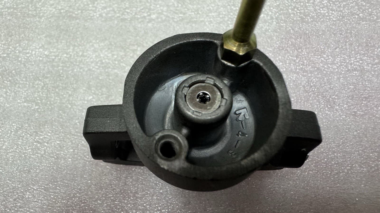 Technics SL 1200. SL 1210 mk2. Tonearm Gimbal 5