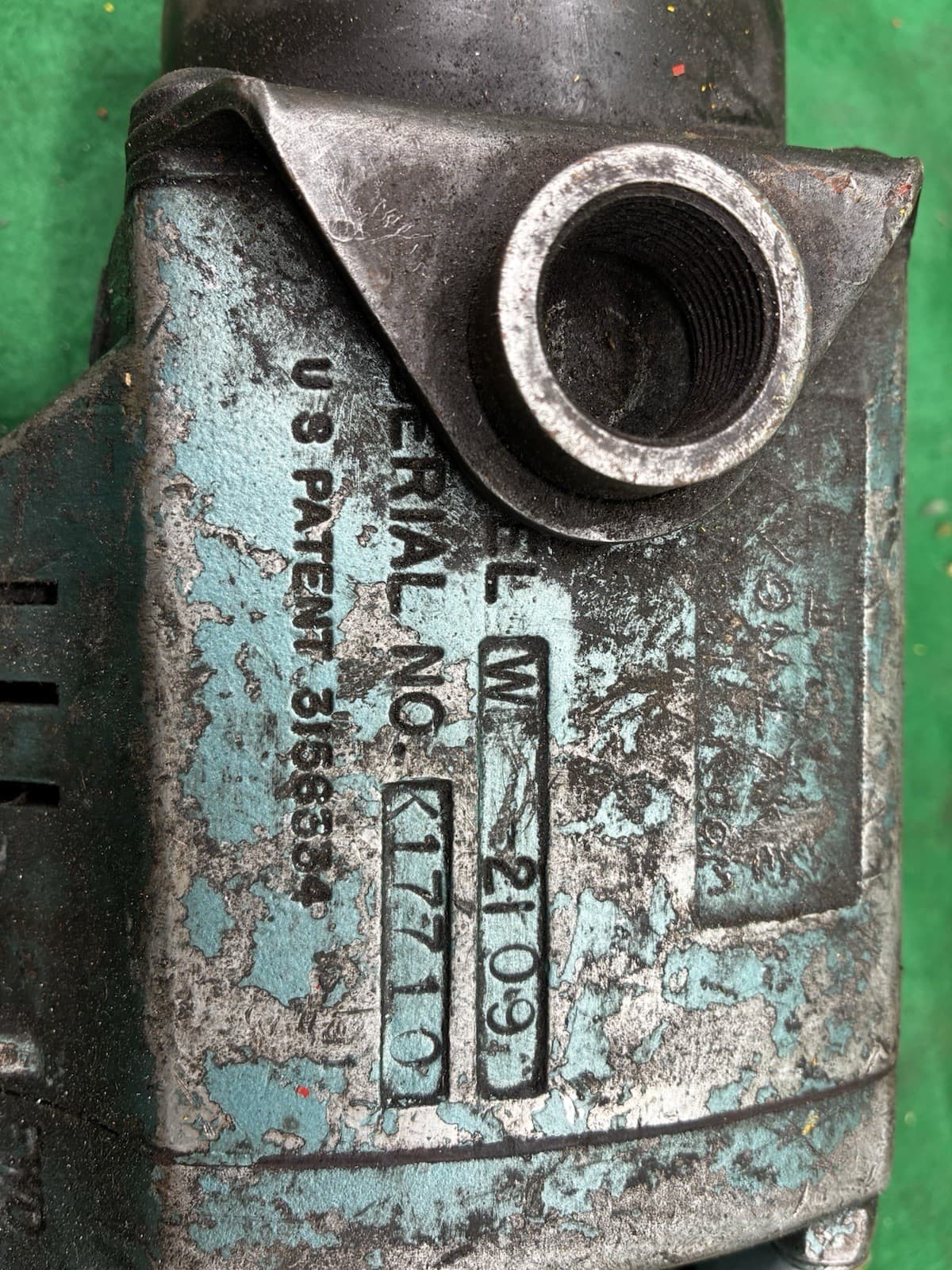 CLECO WT 2109 PNEUMATIC AIR IMPACT WRENCH 1" SQUARE DRIVE 3