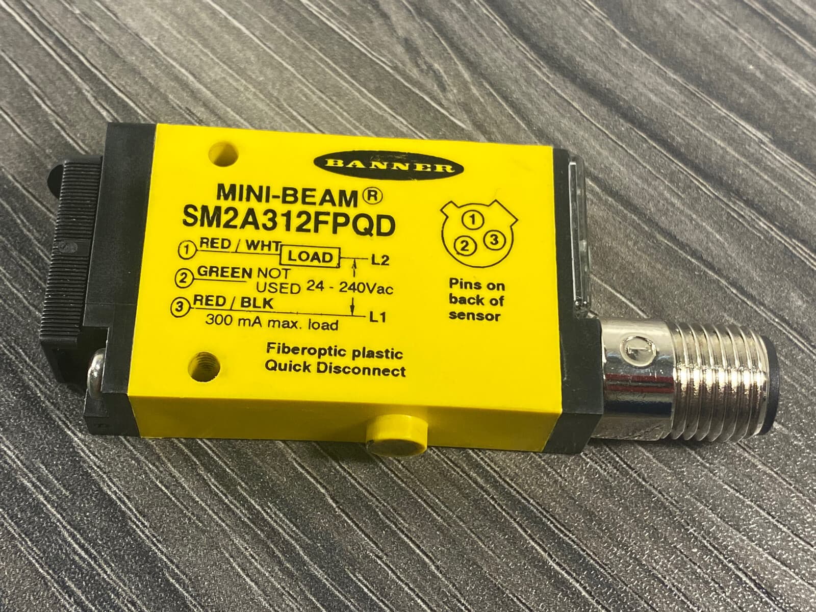 Banner Engineering SM2A312FPQD Mini-Beam Fiber Optic Sensor  24-240VAC - USA 2