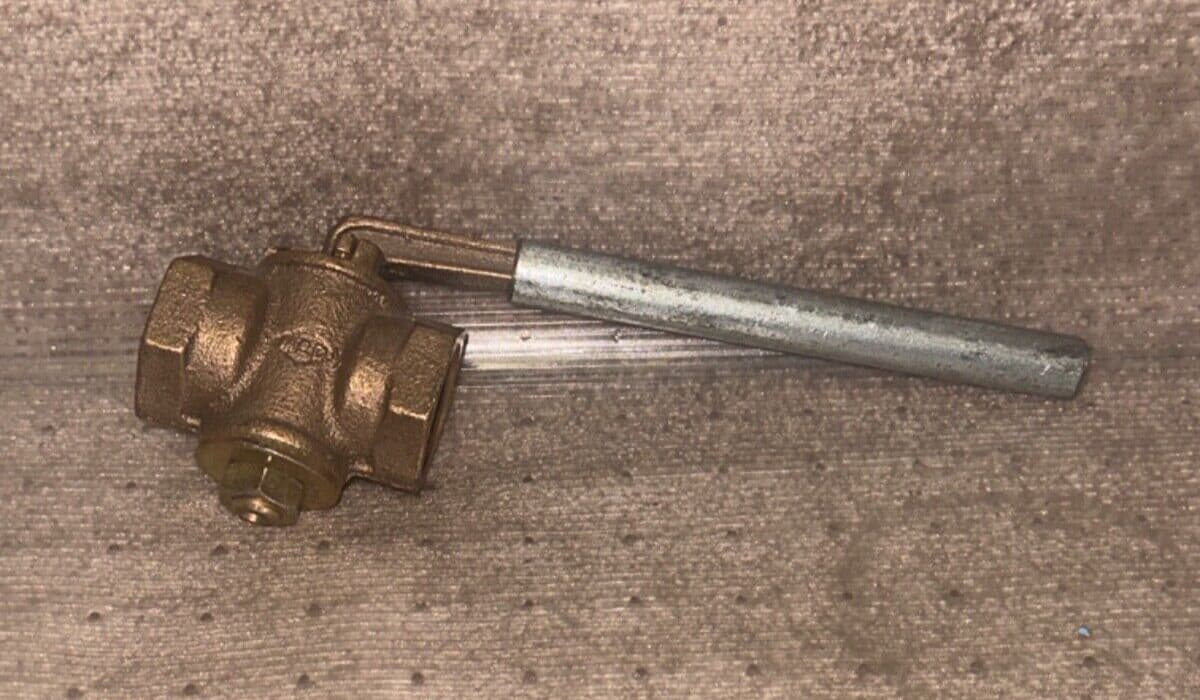 1 in. A.Y. MCDONALD # 10598 Bronze Lever Handle Gas Valve