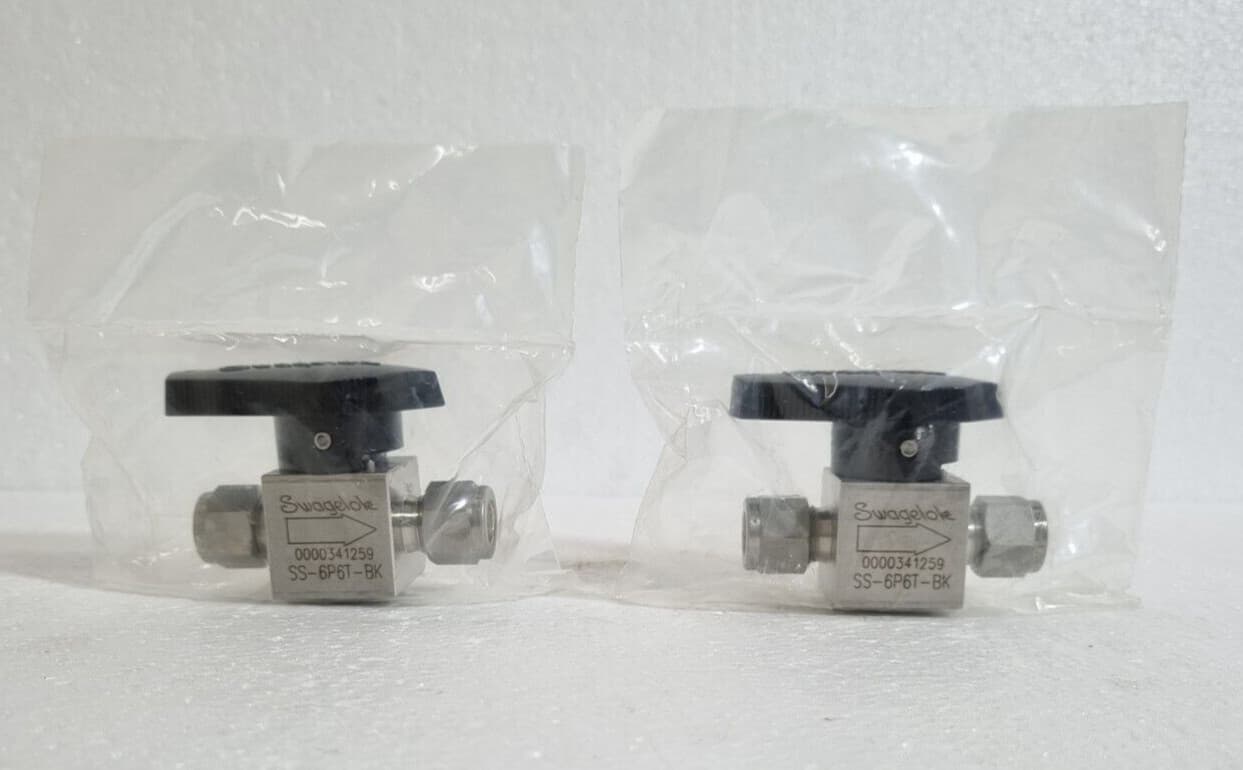 BOX OF 2 SWAGELOK SS-6P6T-BK QUARTER TURN INSTRUMENT PLUG VALVE 3/8" OD 5