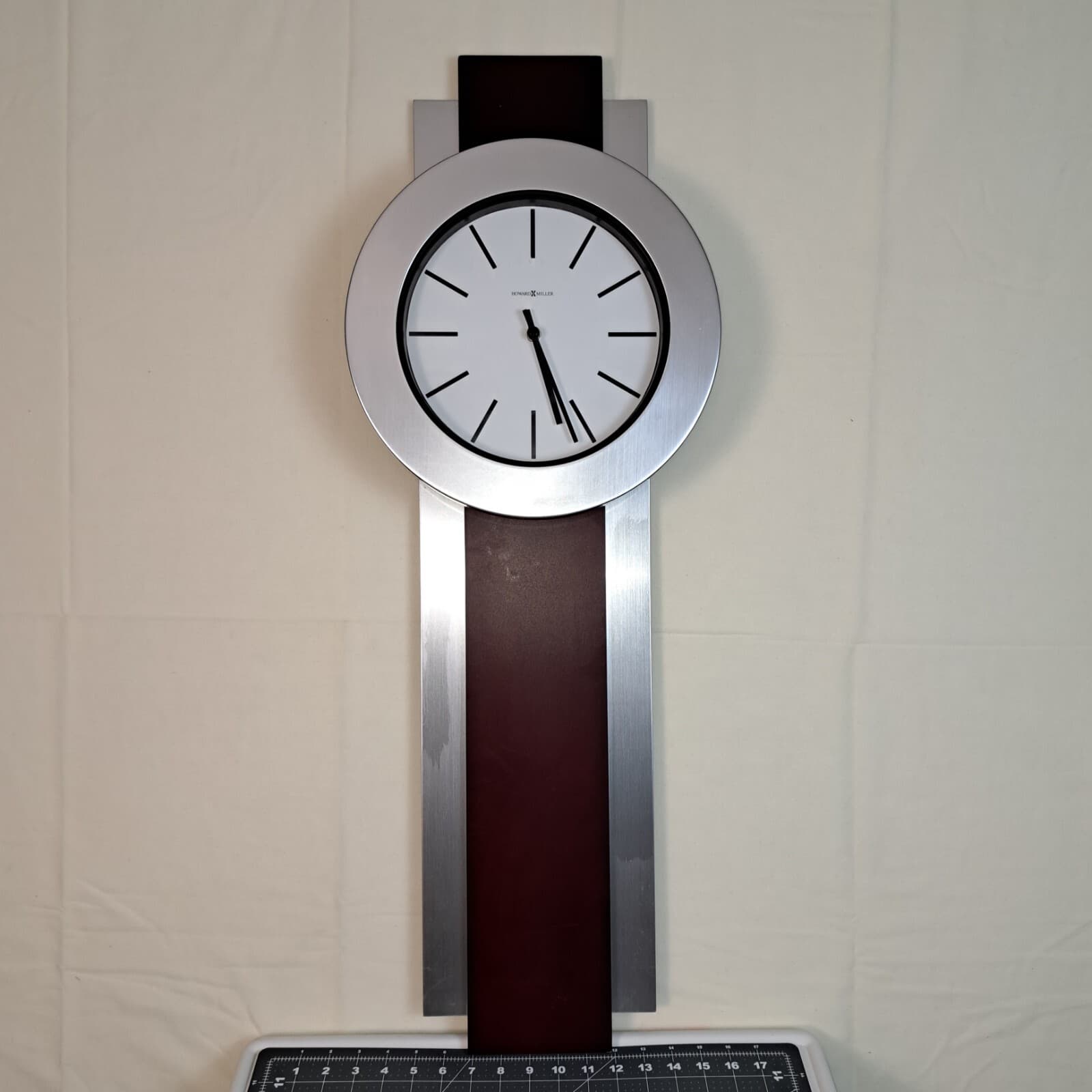 Howard Miller Bergen 625-279 35”x12.5” Quartz Wall Clock MISSING Pendulum 