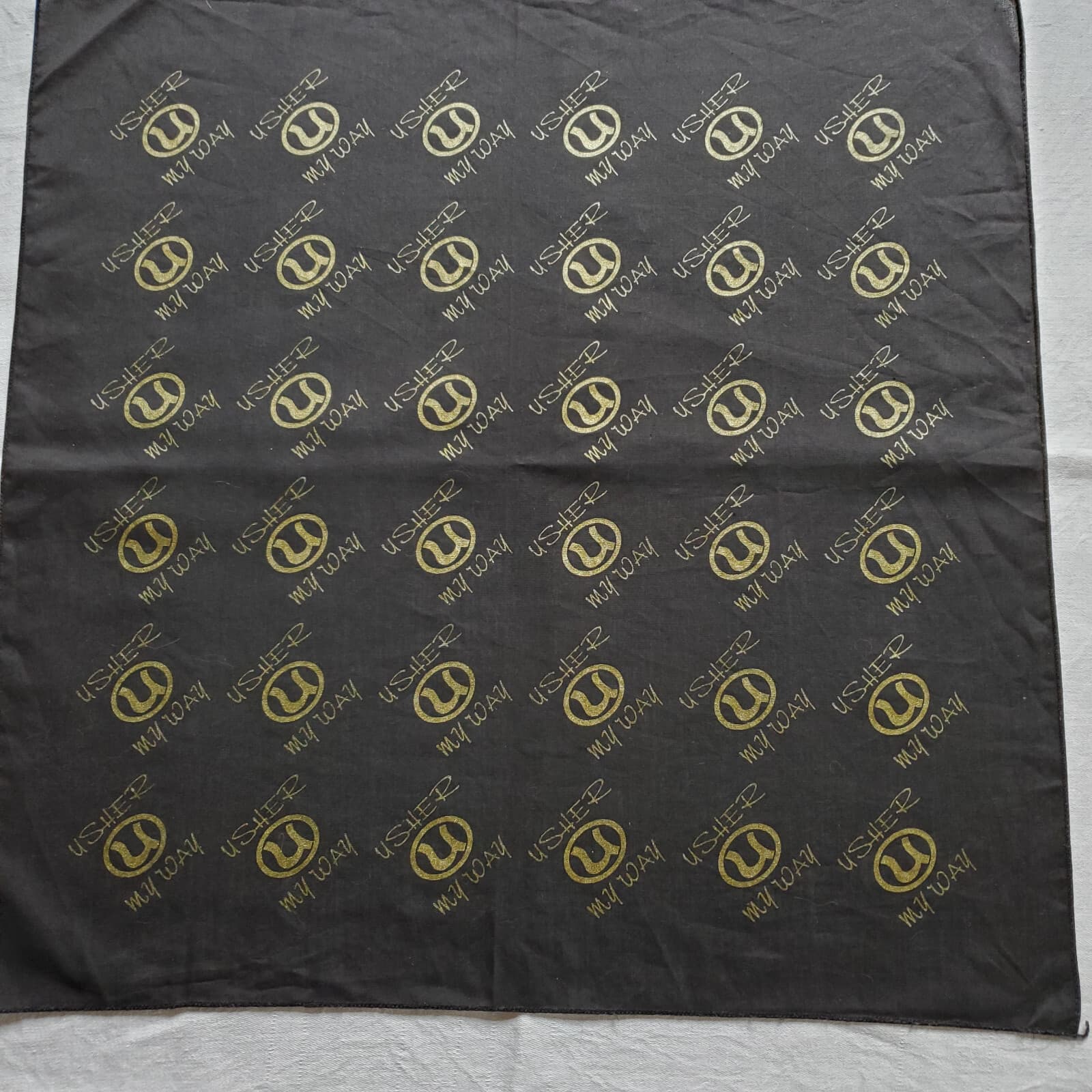 Usher Merch My Way Bandana Smoky Black Gold Glitter Logo Print 20"x20" Rare