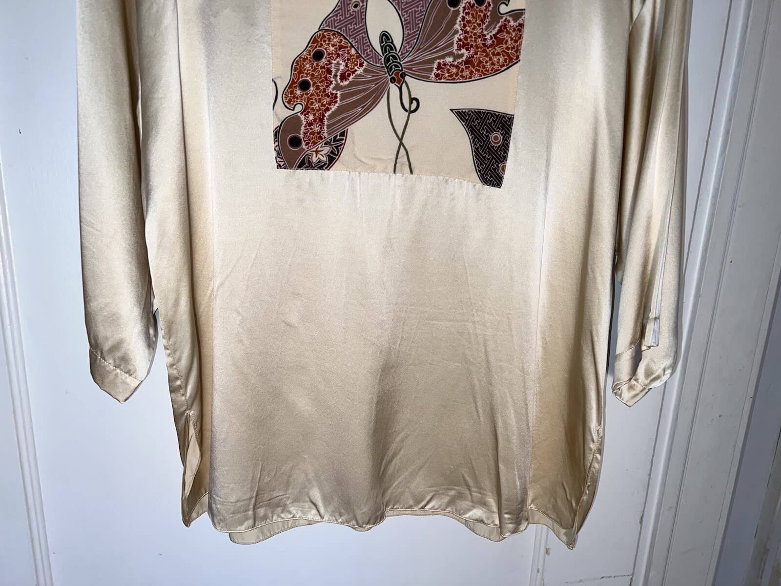 Vintage Jane Suttell  made in USA Silk tunic top Ivory Moth O/S.  d513 3