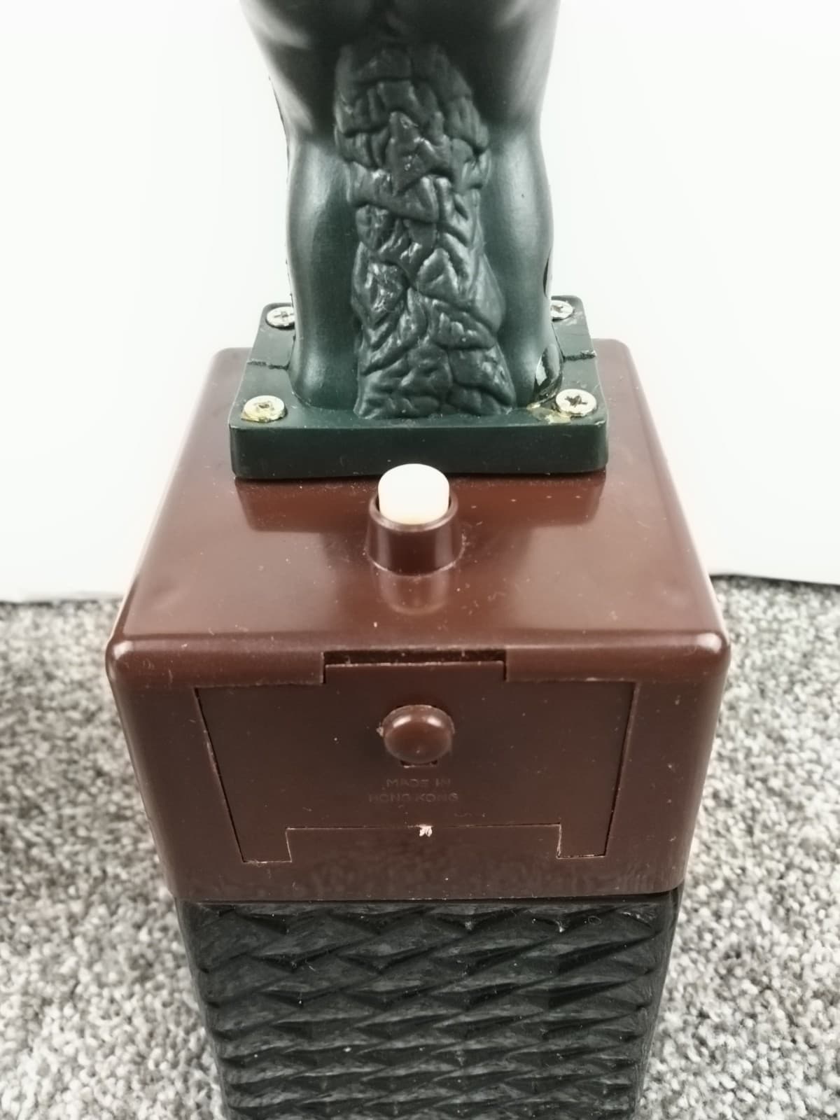 Vintage Master Piece Liquor Alcohol Dispenser Peeing Statue W/ Box Works Novelty 5