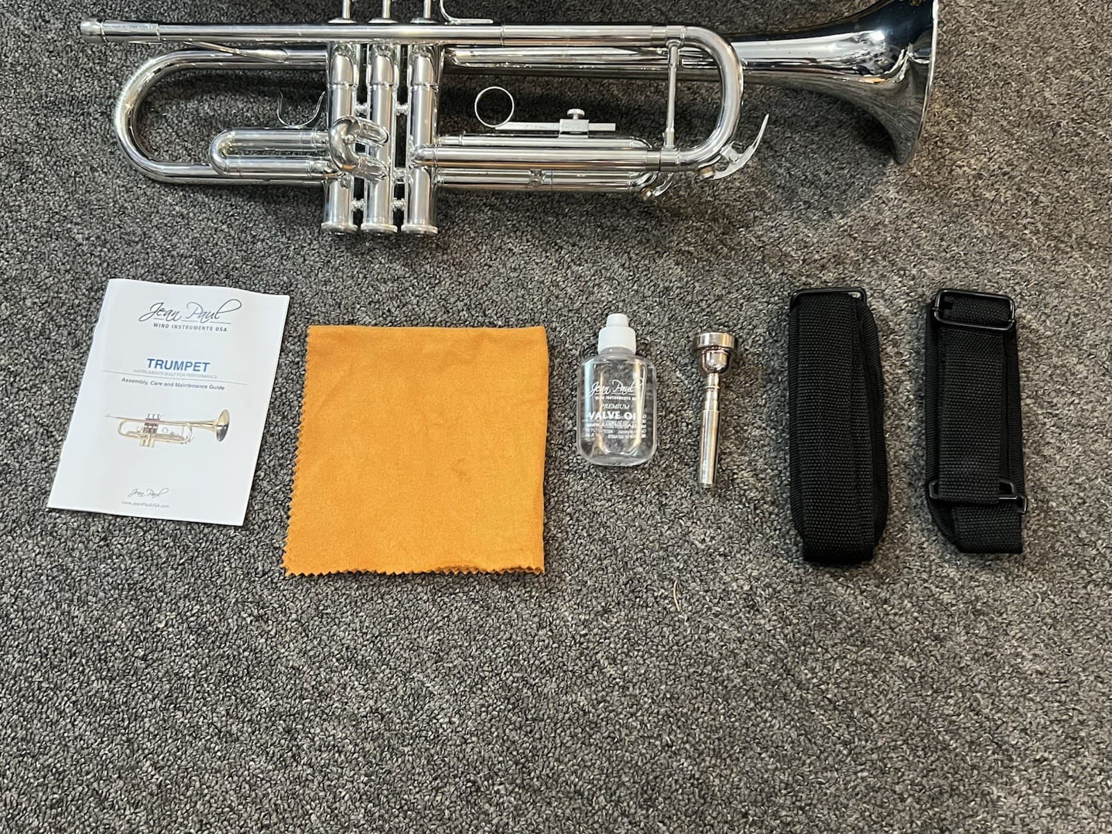 JEAN PAUL TR-430-10211 SILVER PLATE INTERMEDIATE TRUMPET W/ CASE 2