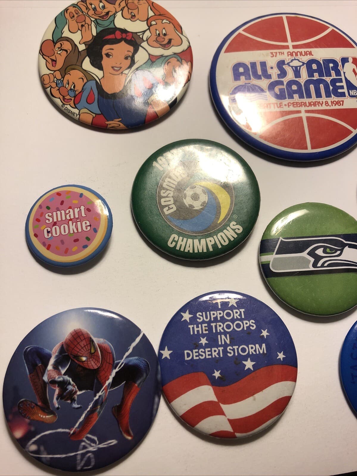 Pins Buttons Vintage To Now Lot As Is, As Seen, Seattle Pepsi Disney Spider-Man 2