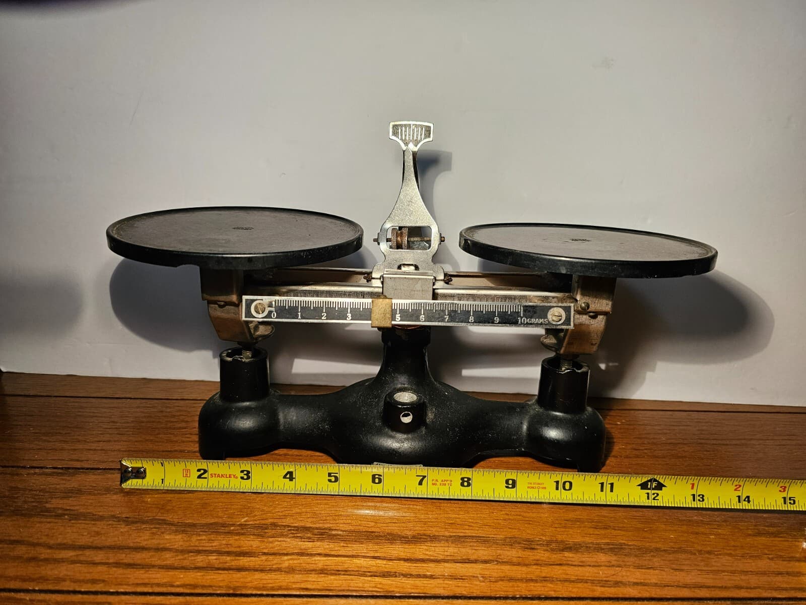 VINTAGE WELCH BALANCE SCALE 10 GRAMS WORKING 3