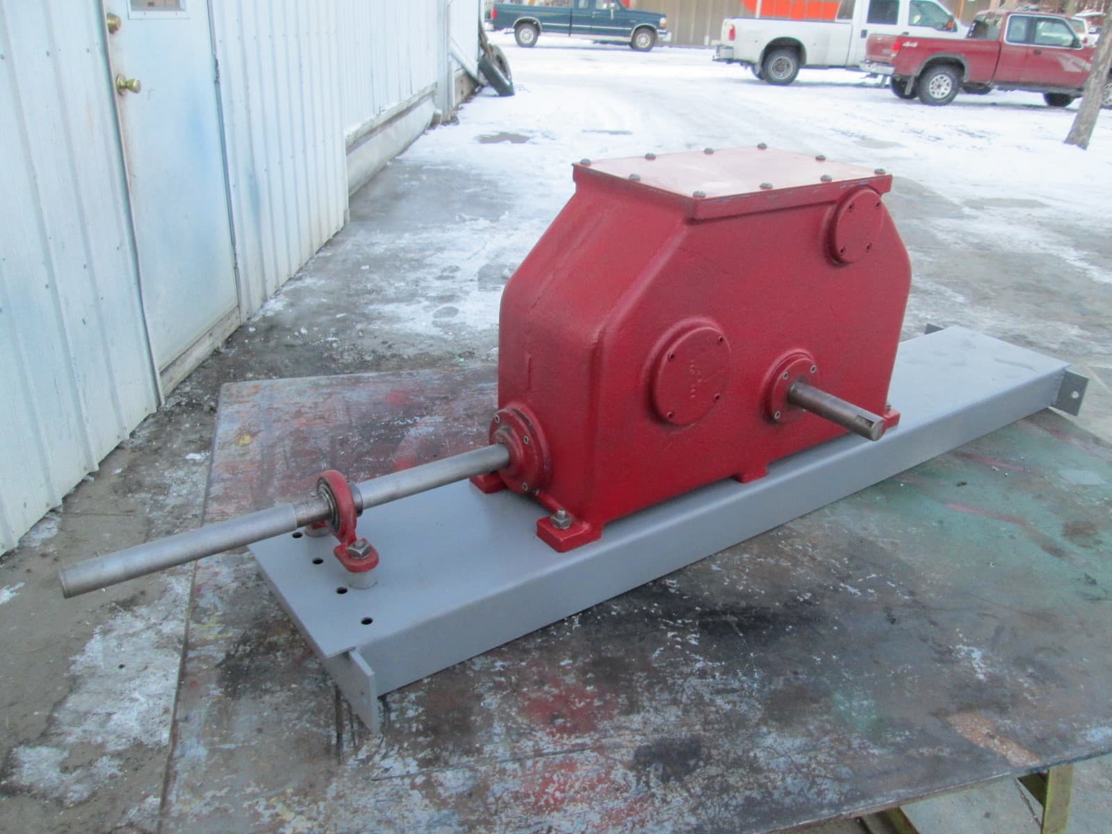 Clipper Seed and Grain Cleaner Brush drive gear box 4