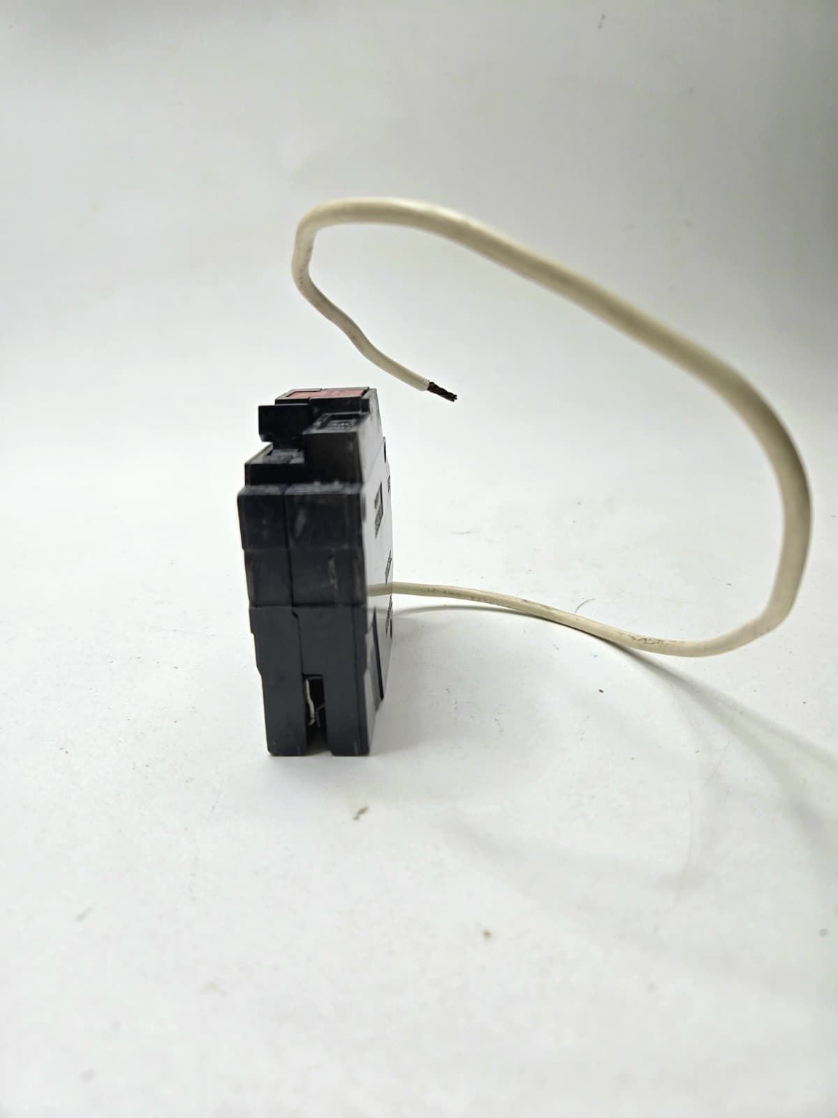 GE THQL 20 Amp GFCI Circuit Breaker 1-Pole 120V Push to Test THQL1120GF 3