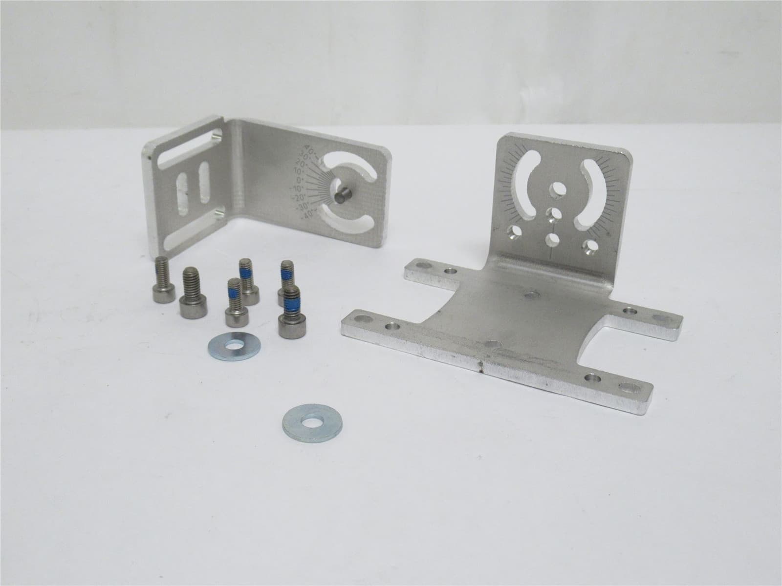235262 Old-Stock; SICK 2076735 Mounting Bracket Kit