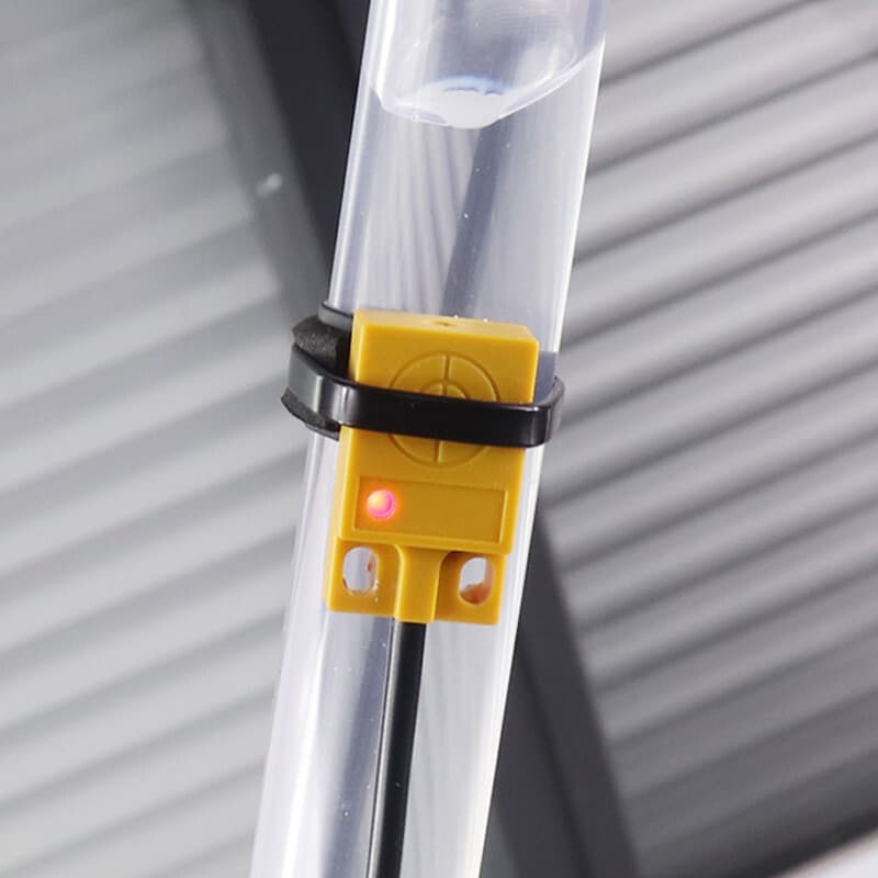 Non-Contact Liquid Level Sensor Water Alarm Induction Switch Detector DC 5-30V 3