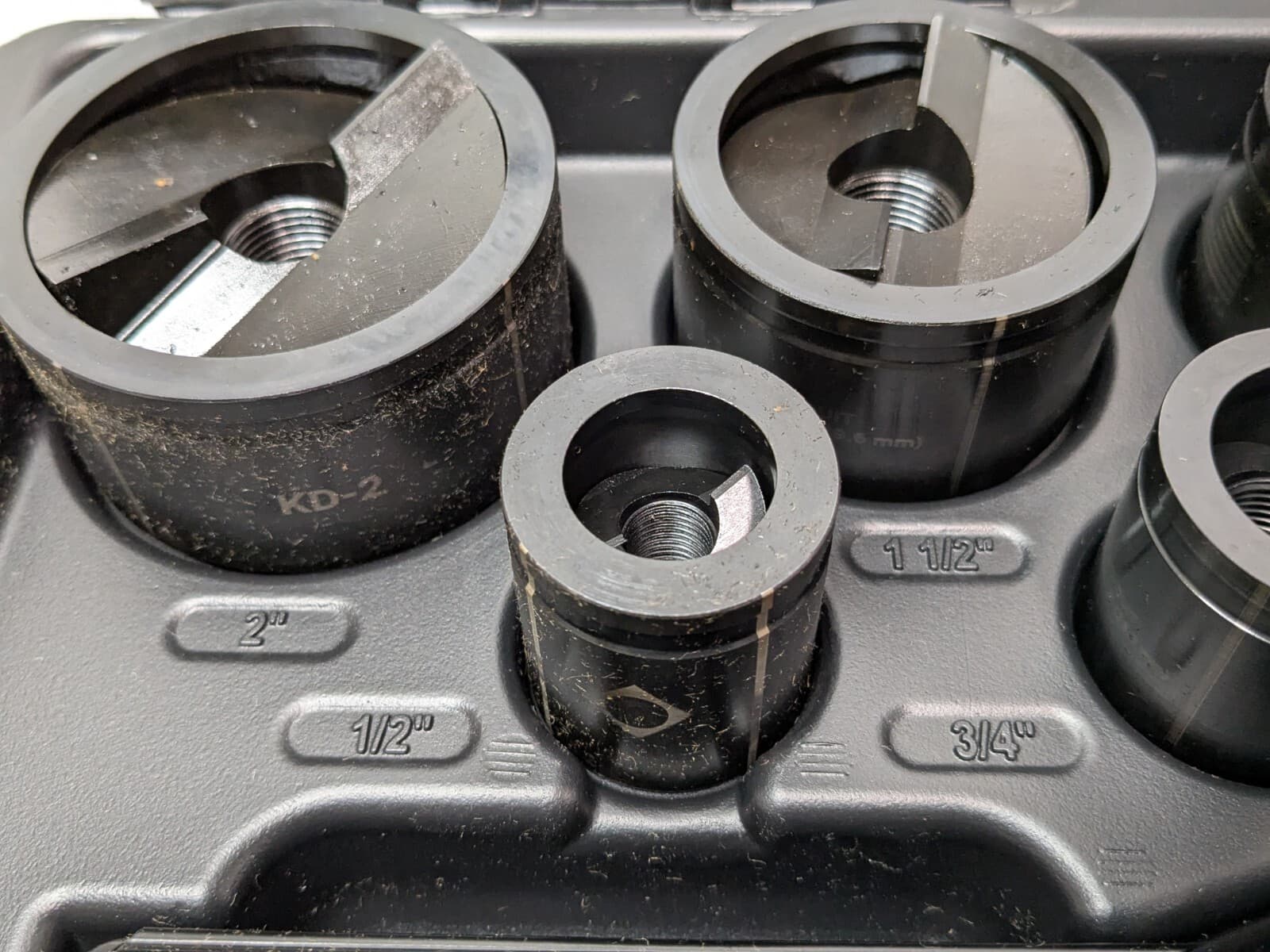 Greenlee Quick Draw 8-Ton Hydraulic Knockout Kit w/SlugBuster 1/2" to 2" 7806SB 3