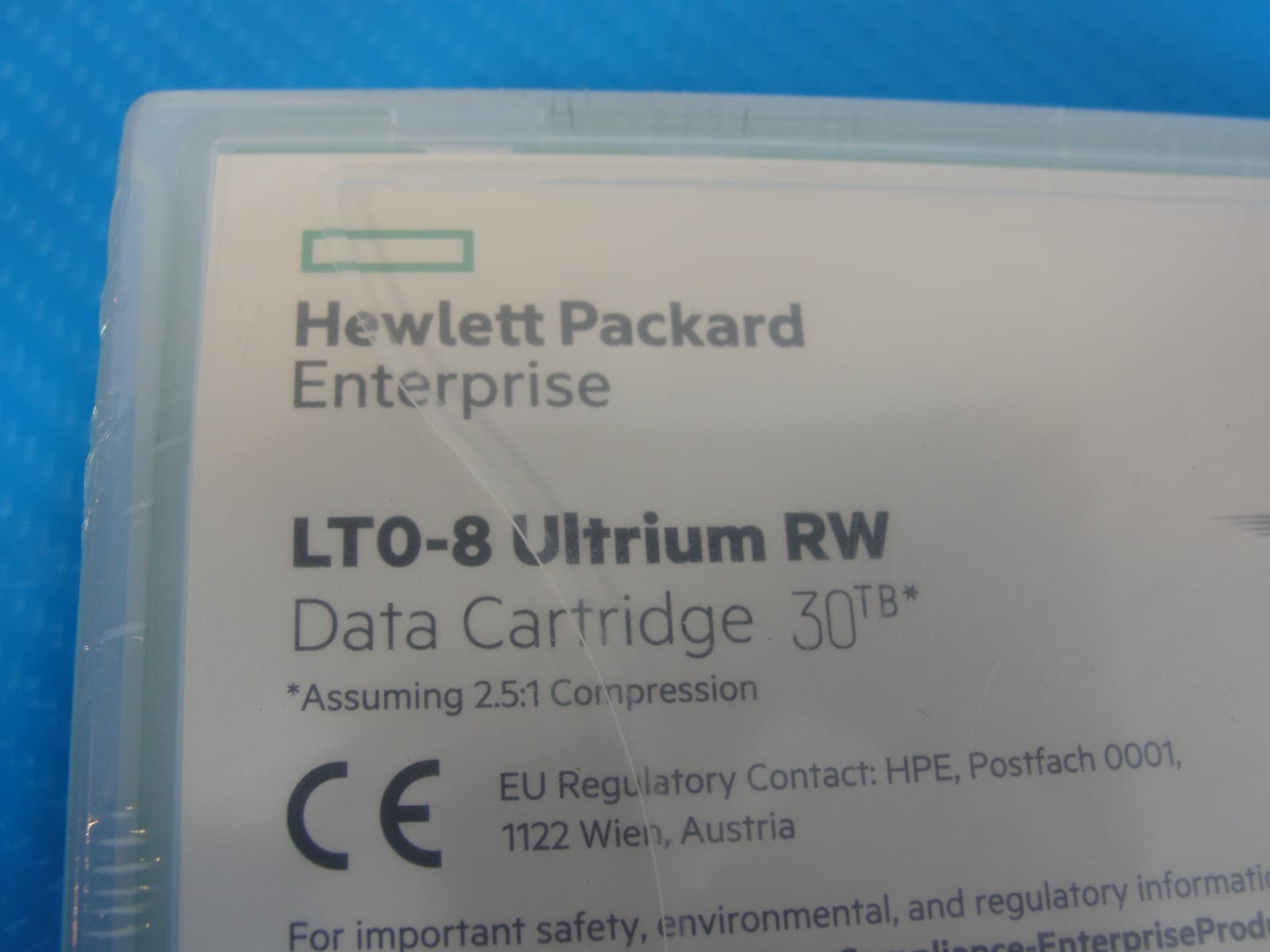 Q2078A  RETAIL BOX HPE LTO-8 Ultrium 30TB RW Data Cartridge 3