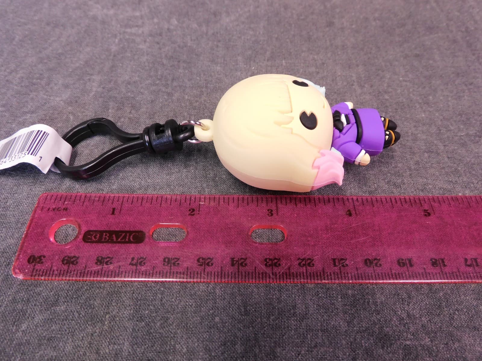 Wednesday NEW *  Enid Sinclair Clip * Blind Bag Series 4 Key Chain Monogram 4