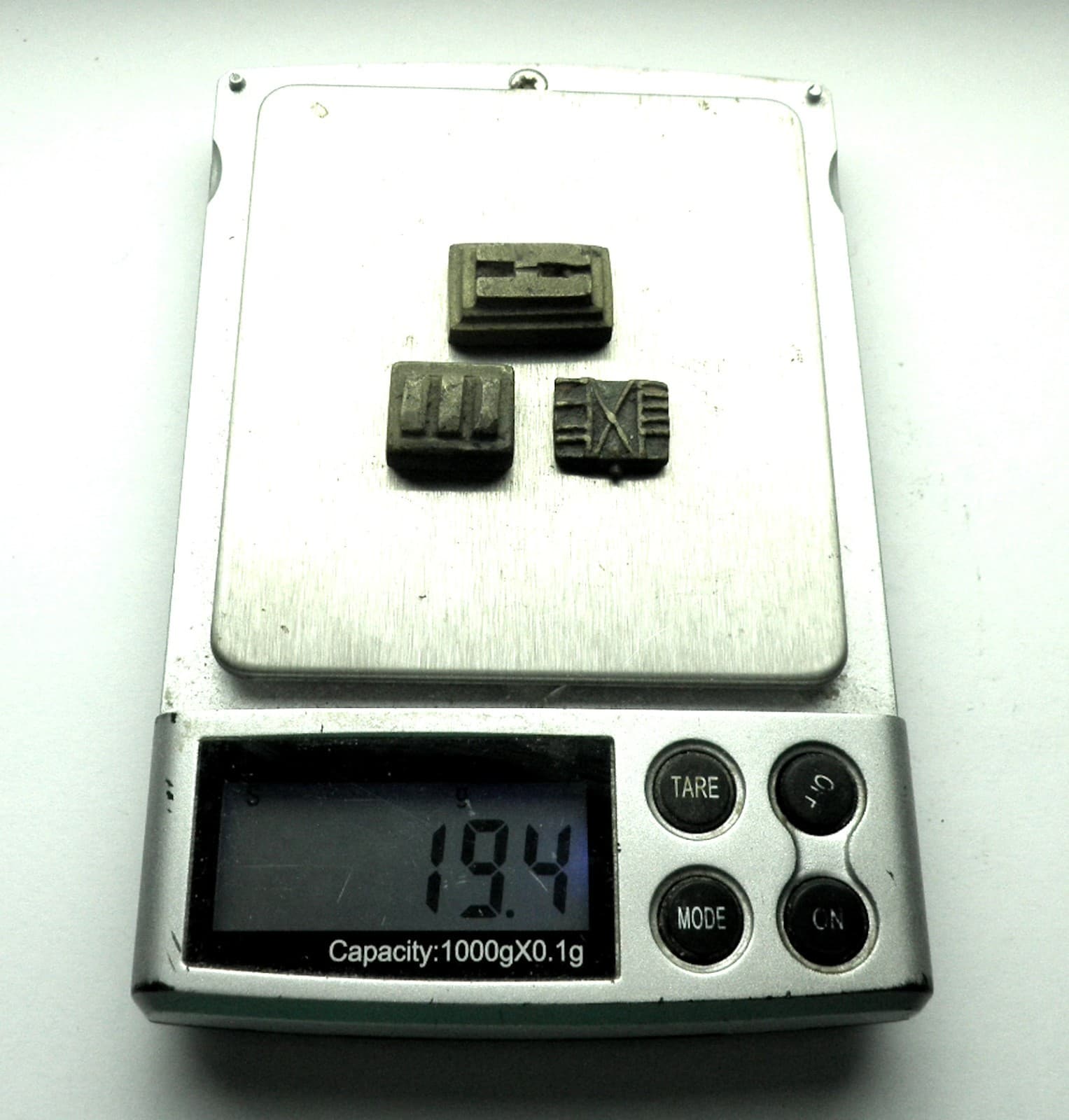 3 BRASS AFRICAN ASHANTI AKAN GEOMETRIC GOLD WEIGHTS 1400-1720 AD 19.4g. Lot 13 5