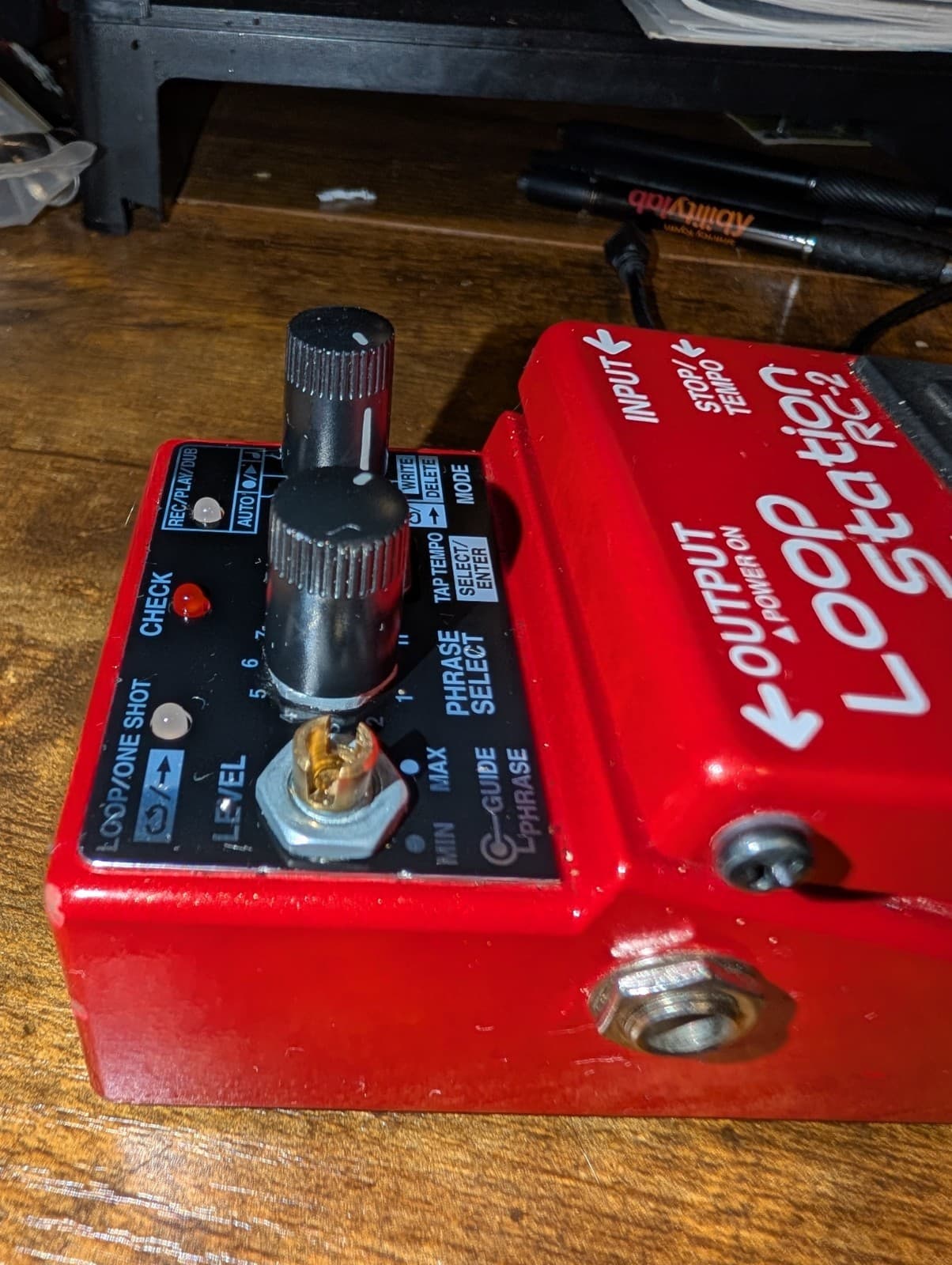 BOSS RC 2 Loop Station Guitar Effects Pedal with Box 3