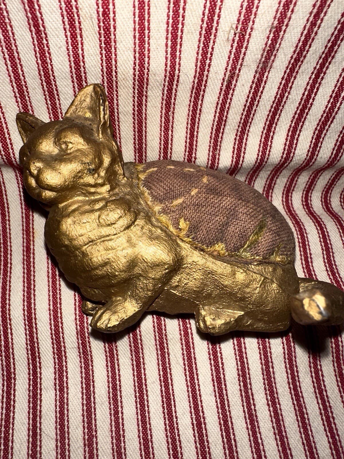 Antique Cast Iron Bronze Kitty Pin Cushion 3