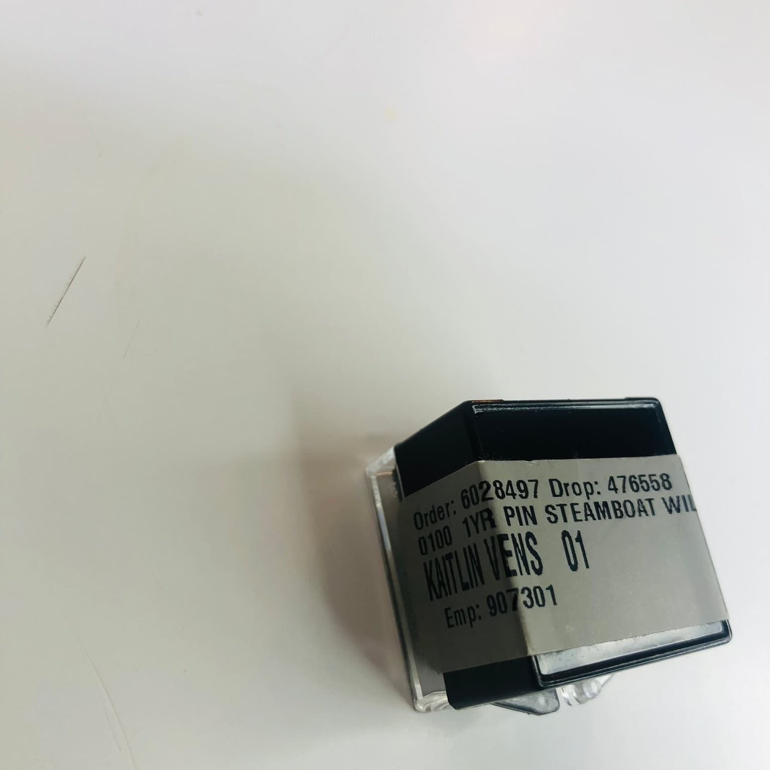 Disney Cast Member 1 Year Service Steamboat Willie Disneyana Pin New Sealed Rare 2