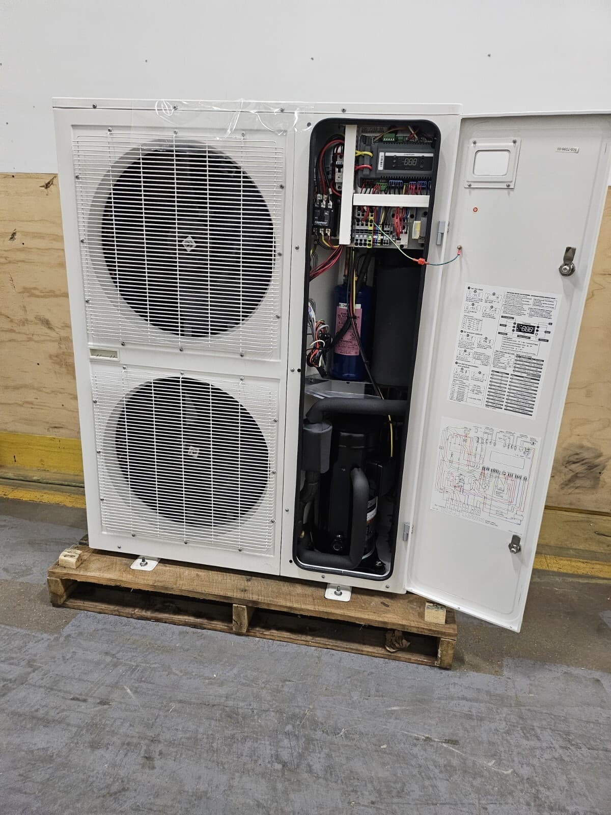 NEW Copeland XFAM-060Z-TFC-081 Med Temp Cooler 6 HP Condensing Unit Walk-In 4