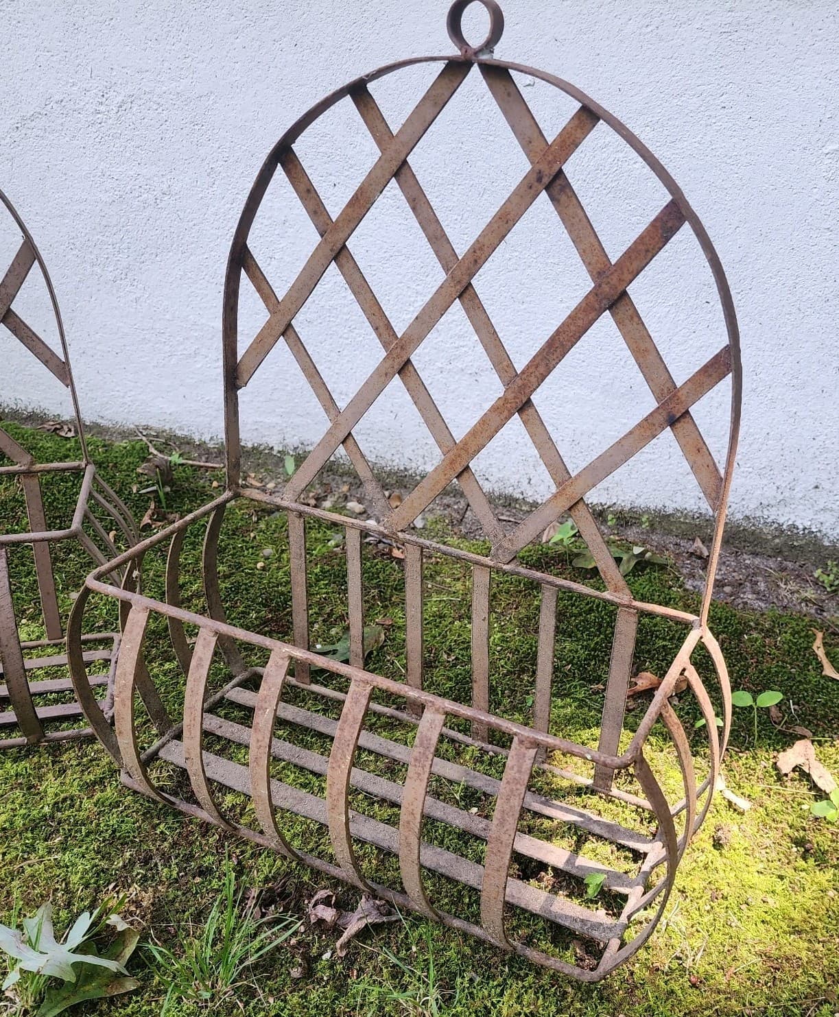 VINTAGE MID CENTURY MESH HEAVY WROUGHT IRON WALL PLANTERS  2