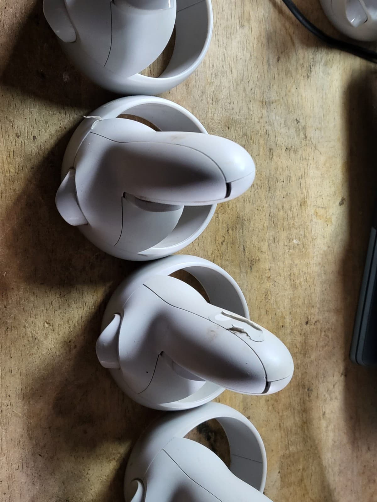 Oculus Quest 2 Left Controller Replacement W Battery Cover Good 3