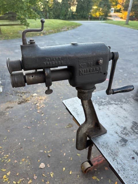 NIAGARA No. 164 Deep Throat Sheet Metal Bead Roller Rotary Machine